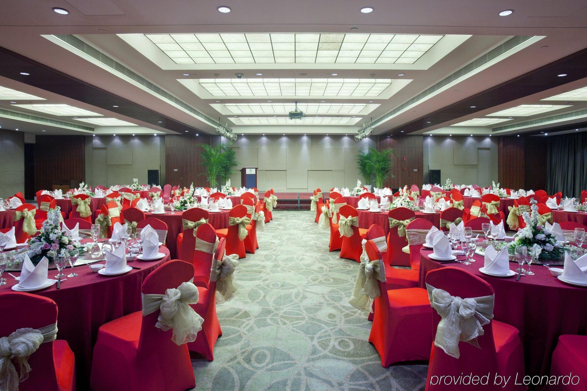 Holiday Inn Suzhou Youlian المطعم الصورة